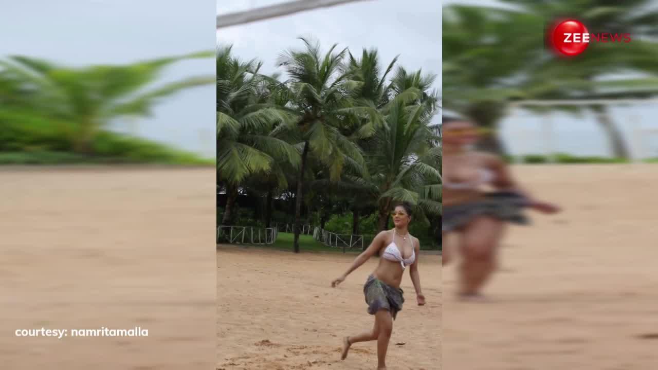 बीच के किनारे Namrita Malla ने खेला volleyball, देख फैंस हुए बेकाबू