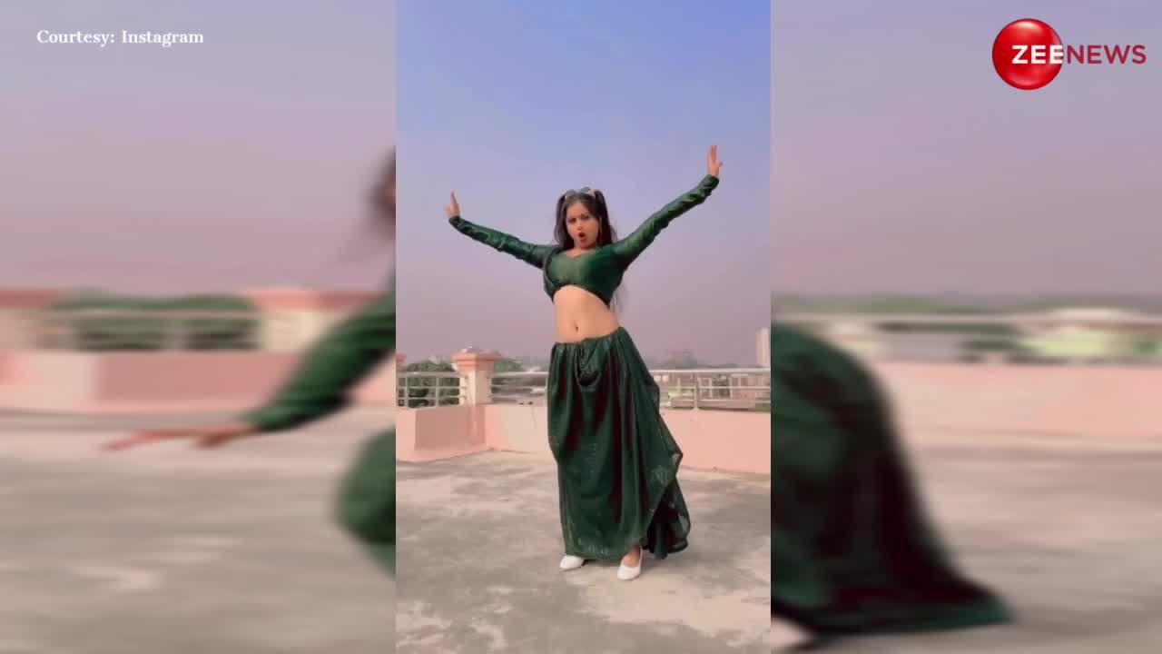 भोजपुरी गाने 'कमरिया गोले गोले डोले' पर लड़की ने किया गदर डांस, स्टेप्स के आगे Akshara Singh हो जाएंगी फेल