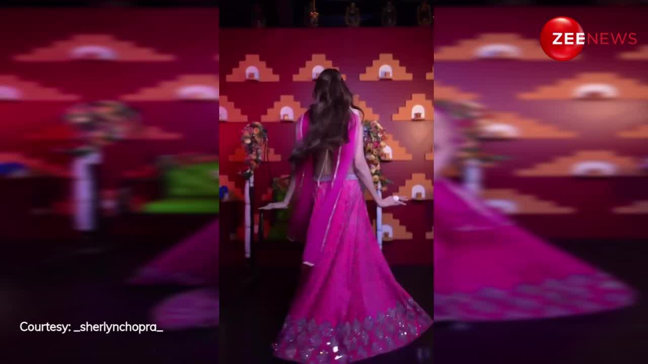 Sherlyn Chopra ने डांस करते हुए फ्लॉन्ट किया अपना कर्वी फिगर, बिखेरा अपने हुस्न का जादू, फैंस बार-बार देख रहे Video