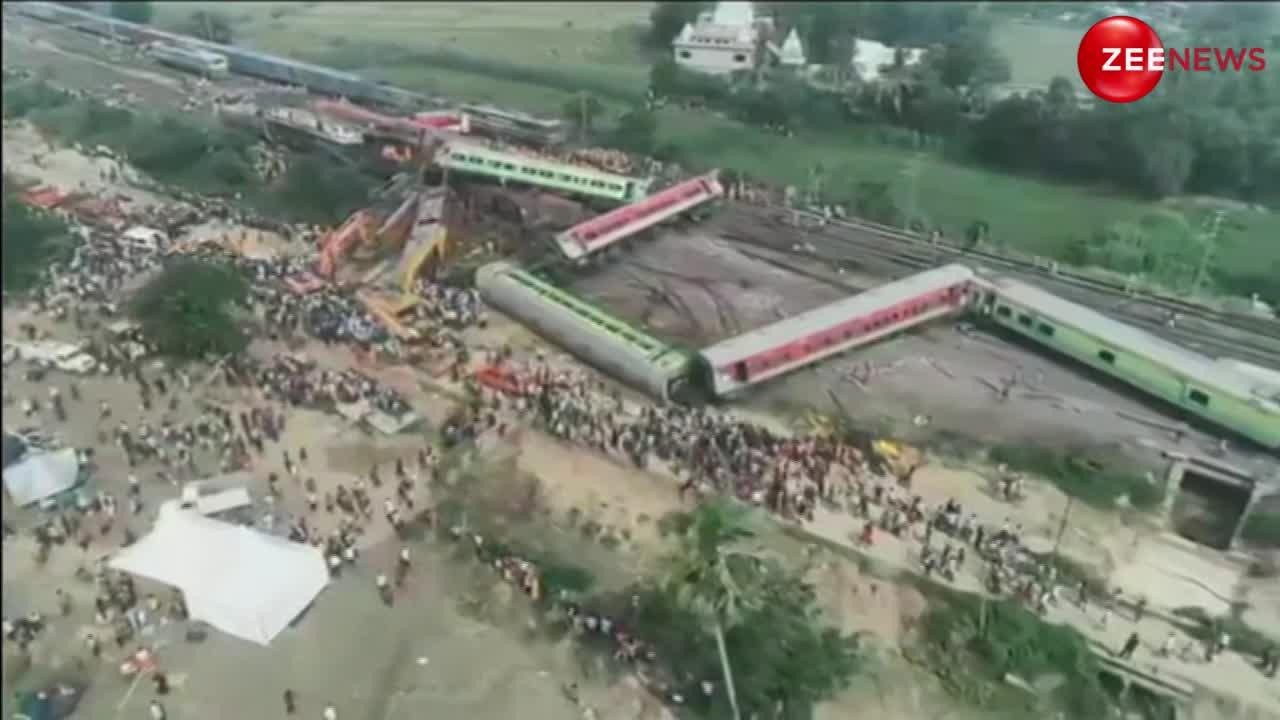 Video: Odisha Train Accident की सामने आईं Exclusive ड्रोन तस्वीरें, बचाव अभियान अब भी जारी