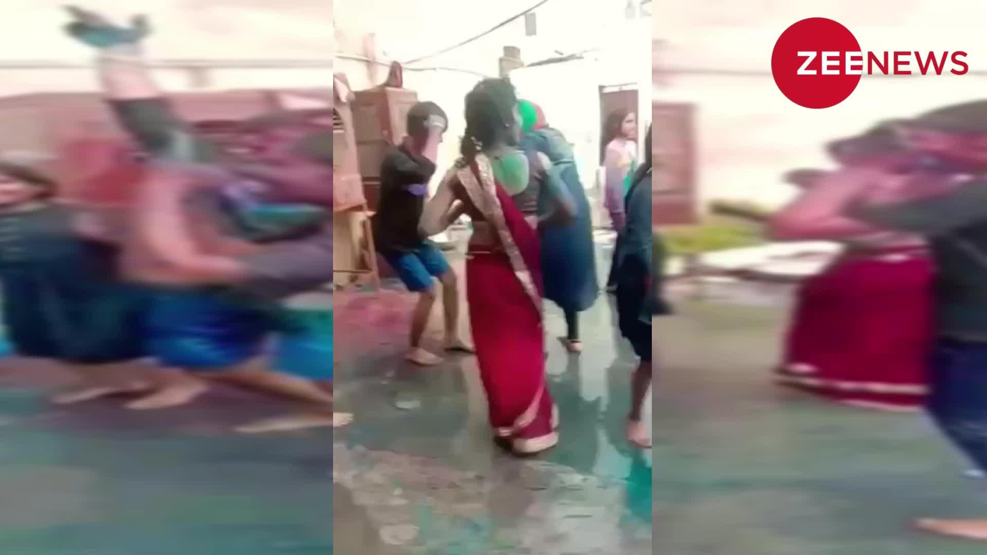 Viral Dance: होली के रंग में रंगे देवर-भाभी, 'मुझको राणा जी माफ करना' गाने पर किया धांसू डांस, वीडियो ने मचाया इंटरनेट पर धमाल