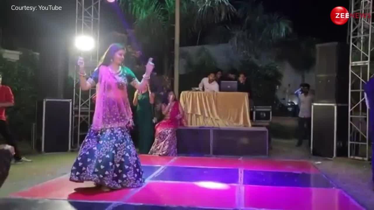 Viral Video: पति-पत्नी ने बॉलीवुड गानों पर किया धमाकेदार डांस, सीटियां मारते-मारते थक गए रिश्तेदार