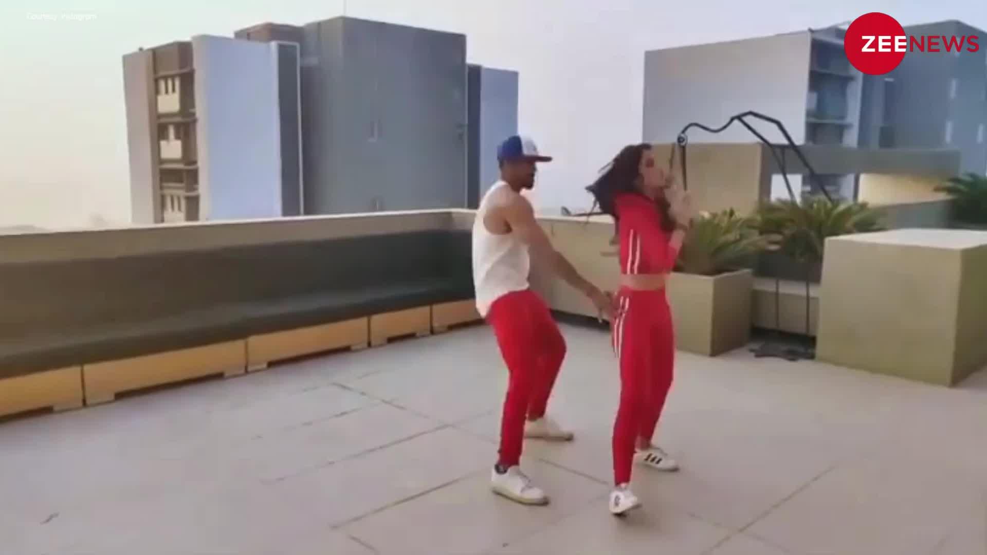 Nora Fatehi Dance: डांसिंग है नोरा फतेह के टोन बॉडी का राज, इन सेक्सी मूव्स से खुद को रखती हैं फिट