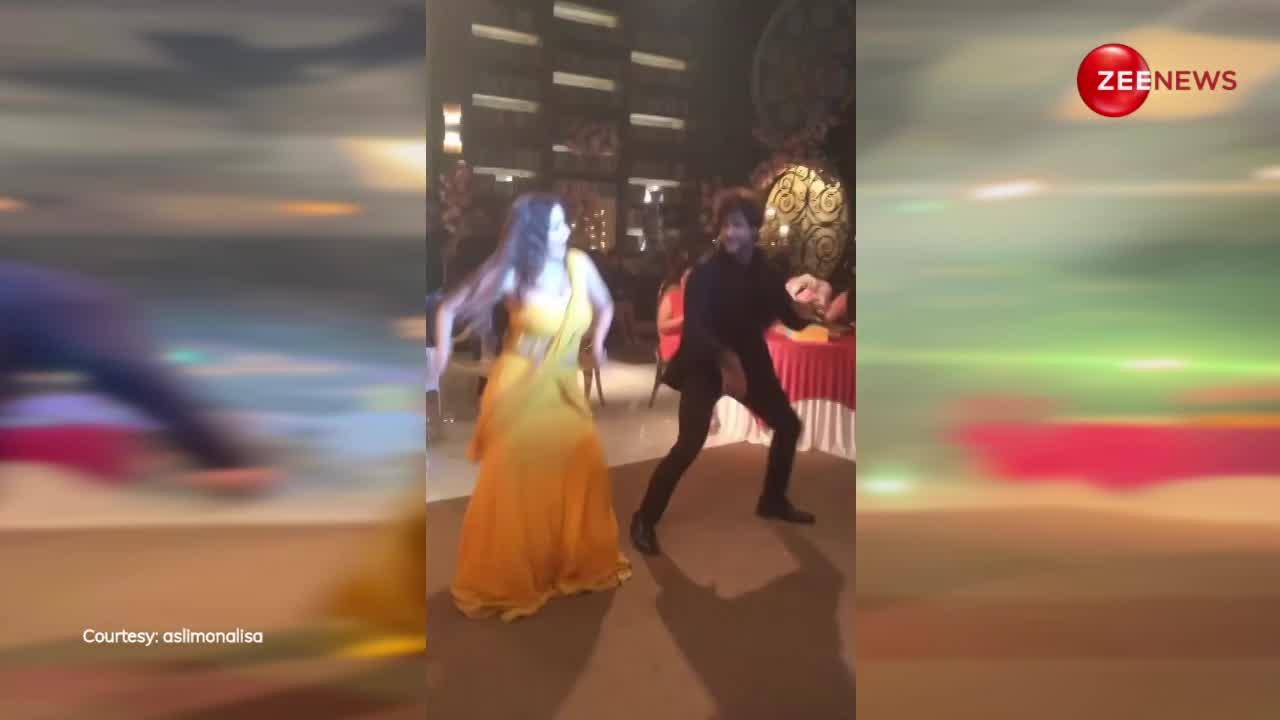 भोजपुरी हसीना Monalisa ने अपनी सेक्सी अदाओं से डीजे पर लगाई आग, डांस देख पागल हुए लोग