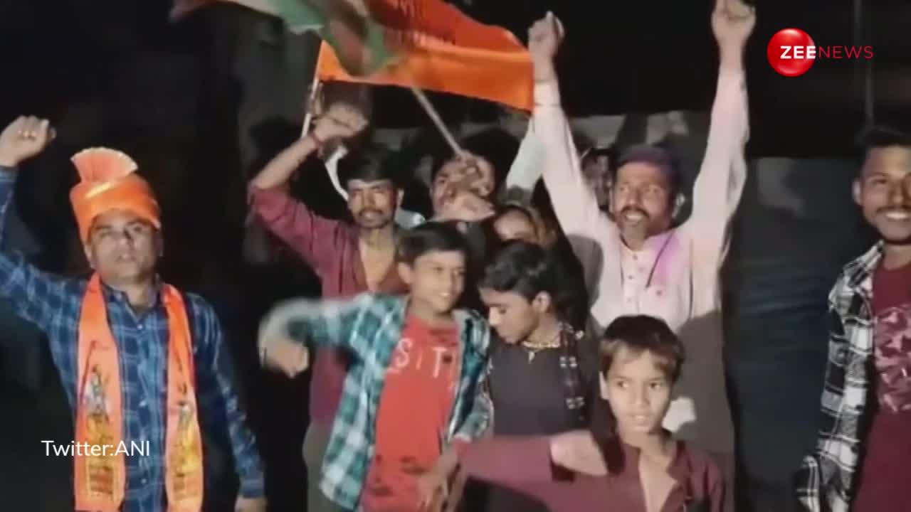 WATCH: CAA लागू होने पर दिल्ली और राजस्थान में Pakistani Refugees ने मनाया जश्न, पटाखे फोड़ते दिखे लोग