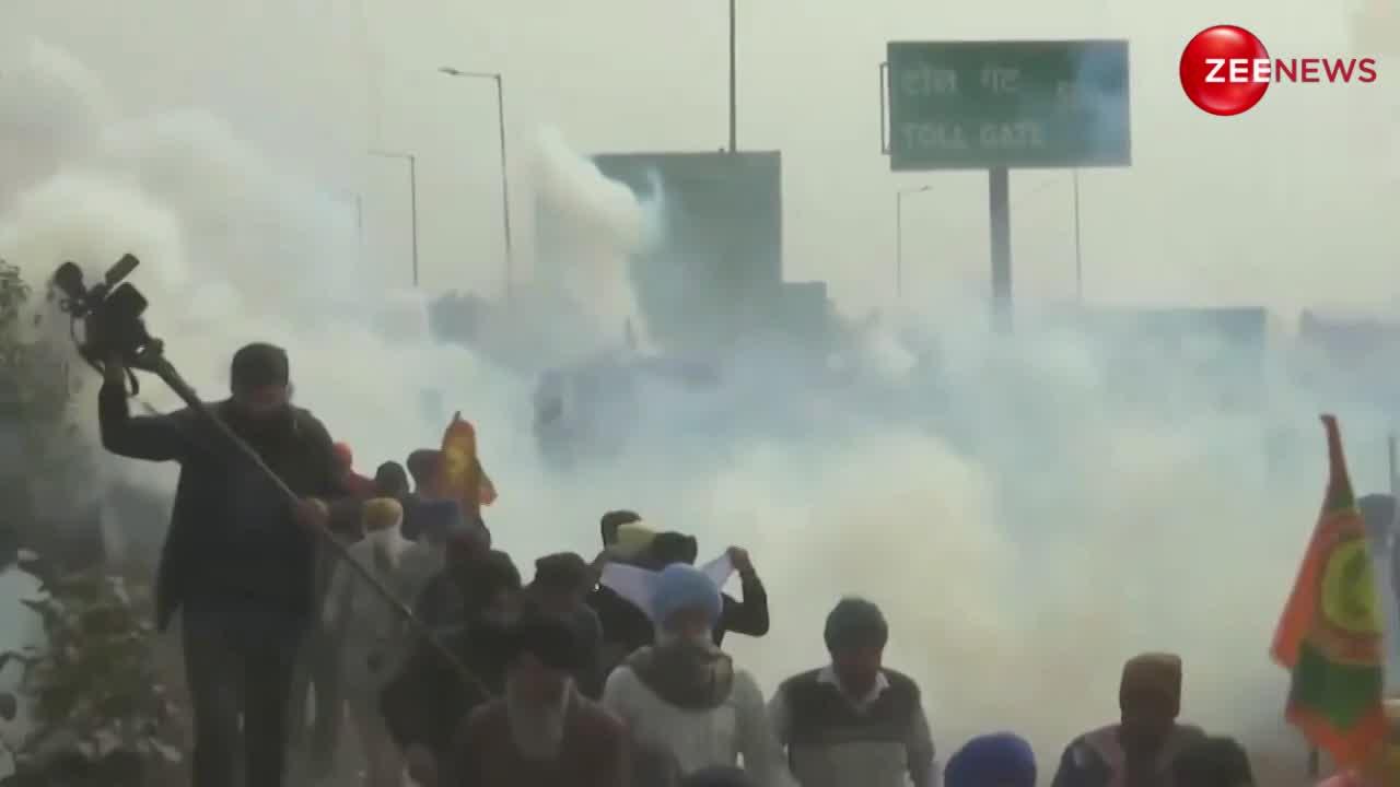 Farmers Protest: पुलिस ने बरसाए आंसू गैस के गोले, बॉर्डर पर मची अफरा-तफरी