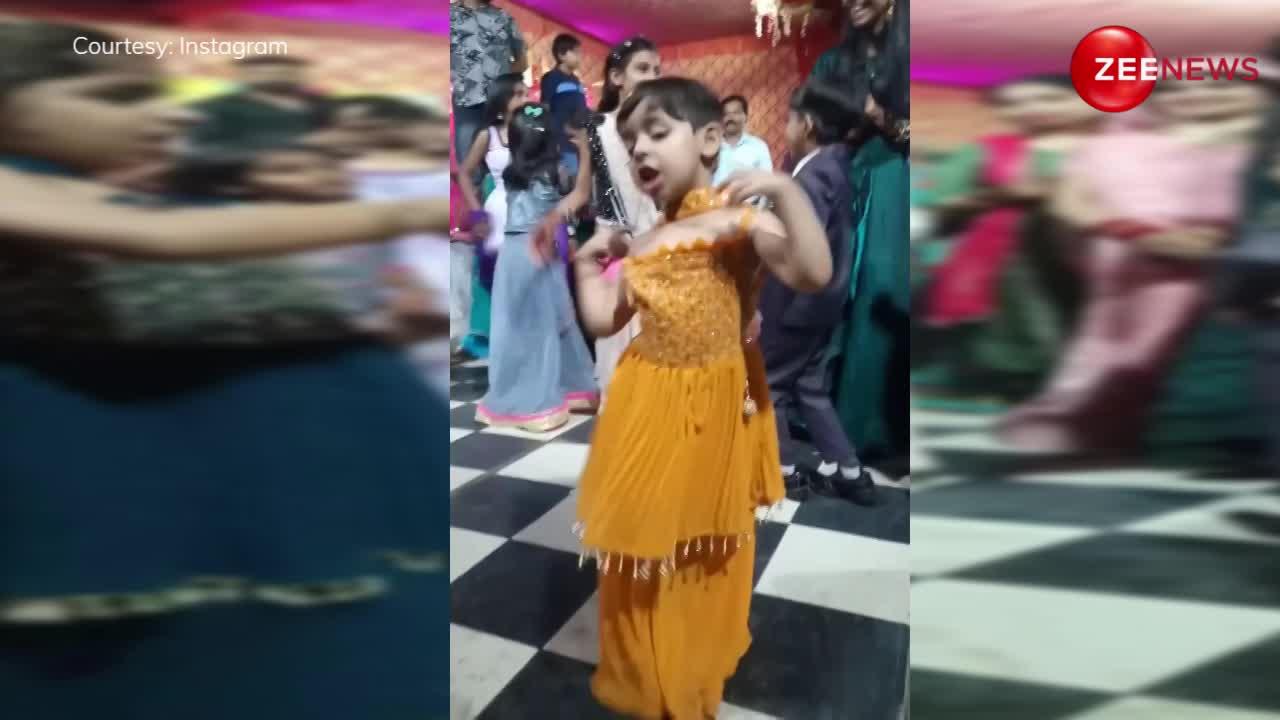 छोटी सी बच्ची ने शादी में महफिल जमाई, हरियाणवी गाने पर डांस कर मचा दिया हंगामा