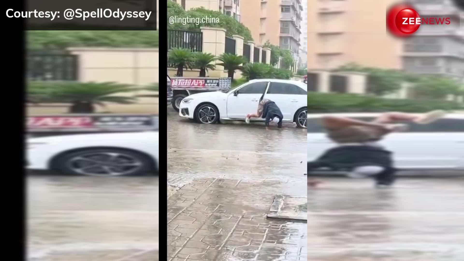 बारिश के पानी से जूतों को बचाने के लिए शख्स ने अपनाई ninja technique, लोग बोले- 'इतनी बुद्धि मत लगाओ!'