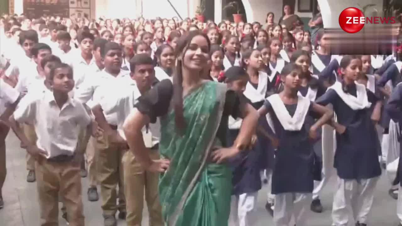 हिंदुस्तान का बच्चा-बच्चा जय श्री राम बोलेगा...पर स्कूल के बच्चों ने किया जबरदस्त डांस, एनर्जी देखकर आप भी करेंगे सलाम