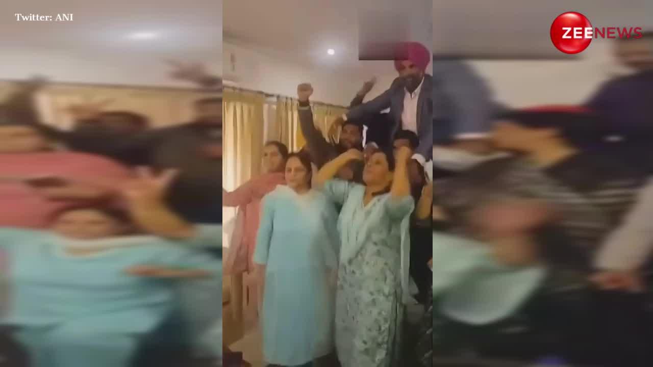 Chandigarh Mayor Election:  चंडीगढ़ मेयर चुनाव में AAP की बड़ी जीत, जश्न मनाते और नाचते दिखे कार्यकर्ता; Video