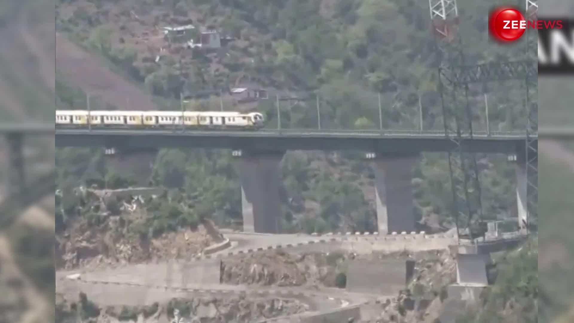 भारतीय रेलवे ने दुनिया के सबसे ऊंचे 'चिनाब रेल ब्रिज' पर किया सफल ट्रायल, सामने आया video