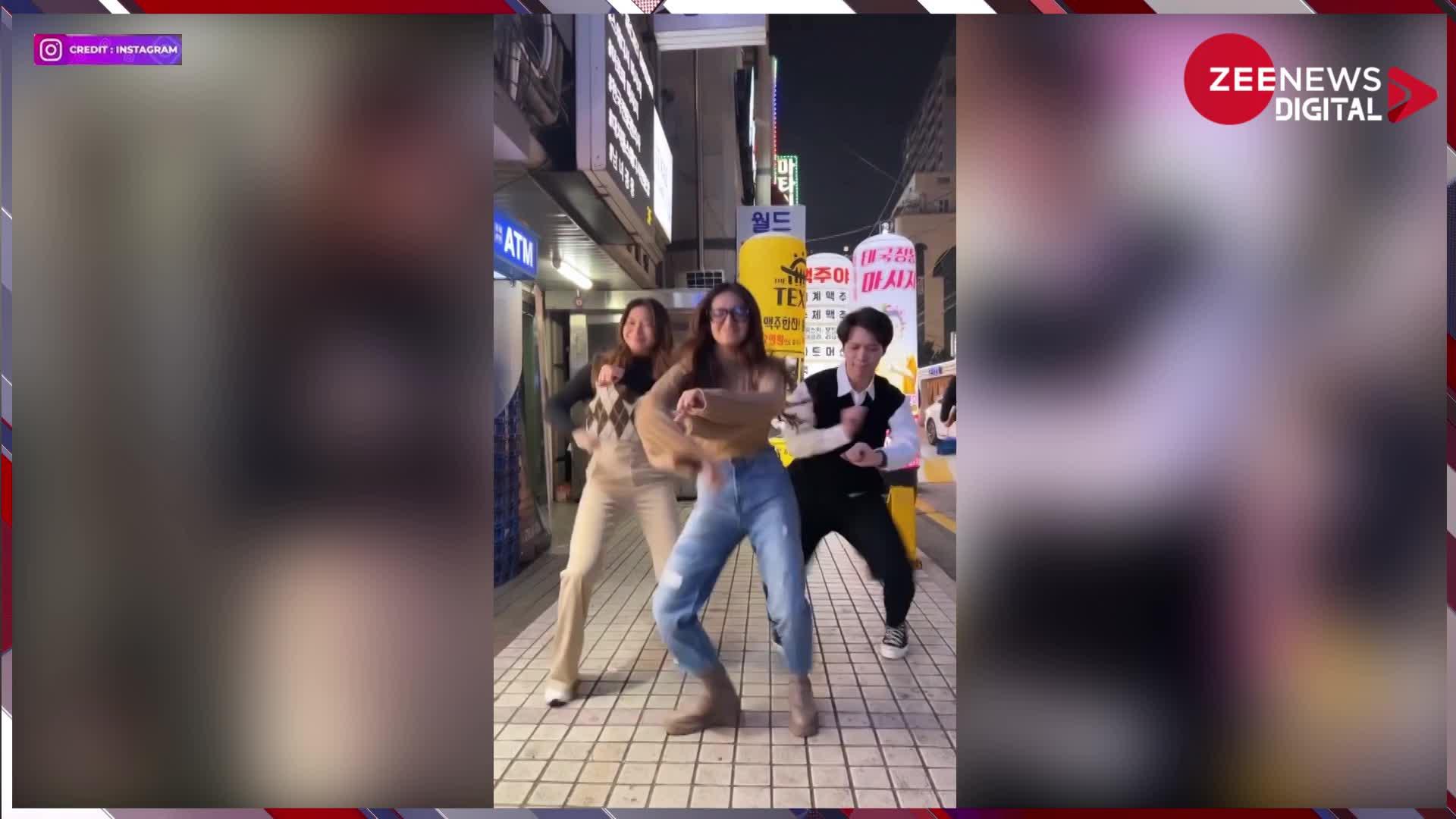 Korea की सड़कों पर Anushka Sen का धांसू डांस, दोस्तों के साथ काला चश्मा पर दिखाएं बोल्ड मूव्स