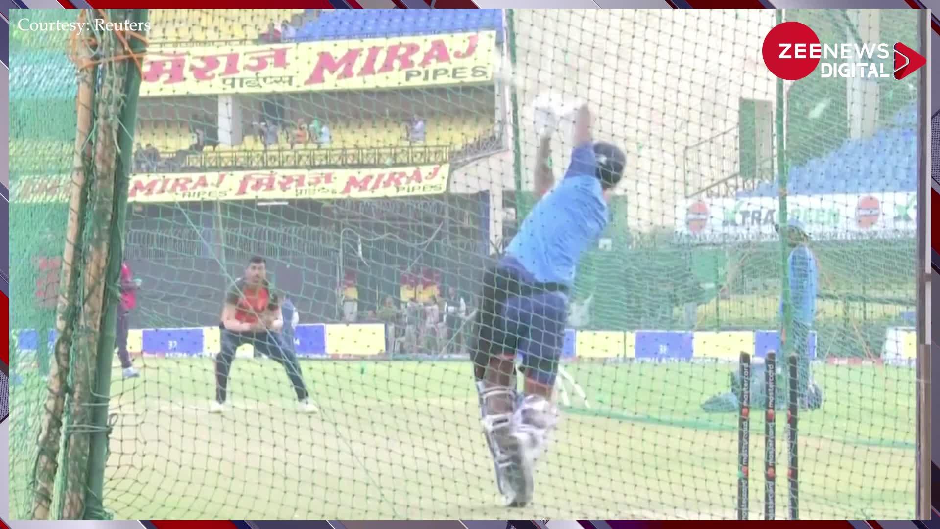IND vs NZ: तीसरा वनडे मैच जीतकर No.1 बनने की तैयारी में जुटी टीम इंडिया, खिलाड़ियों ने जमकर नैट्स में बहाया पसीना