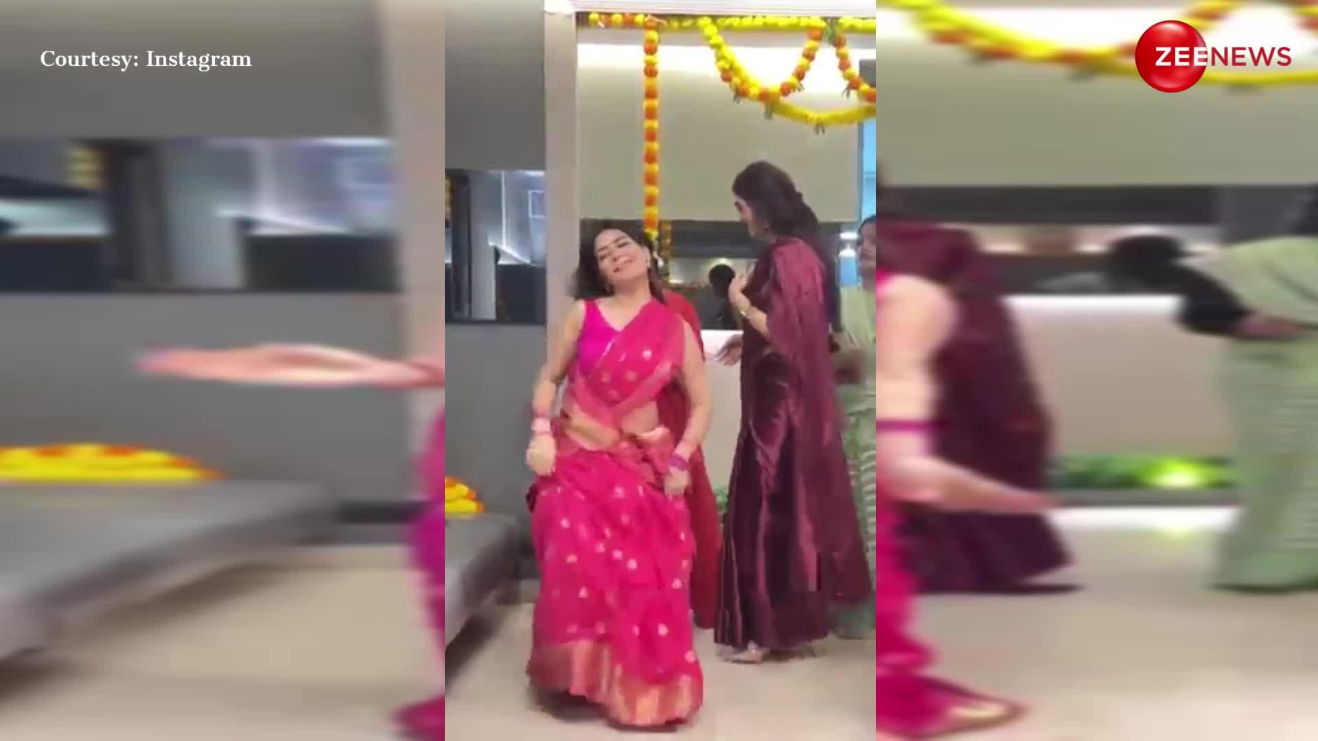 Shah Rukh Khan के गाने 'छम्मक छल्लो' पर 'गुलाबी साड़ी' पहन महिला ने कर डाला गजब का डांस, मूव्स देख हिल गया इंटरनेट