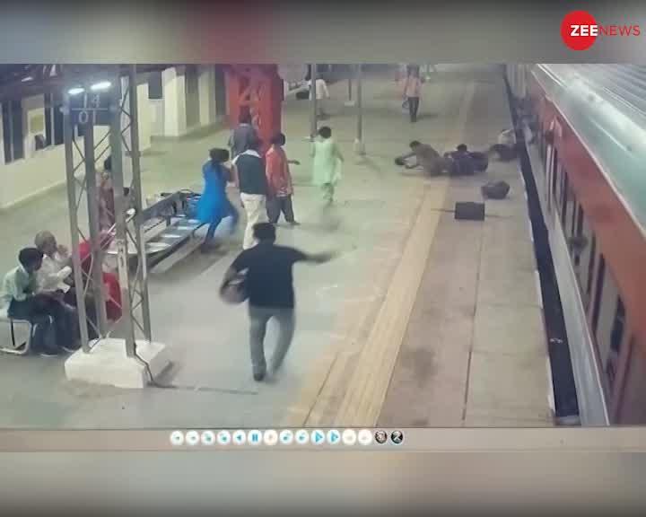 Viral Video: आत्महत्या के लिए मेट्रो स्टेशन के छज्जे पर चढ़ी युवती, Viral हुआ Video