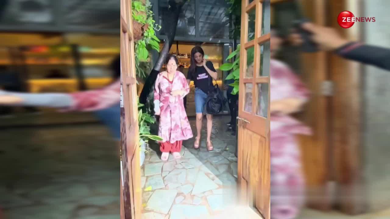 मां के साथ बारिश का मजा लेती दिखीं शिल्पा शेट्टी, वीडियो हुआ वायरल