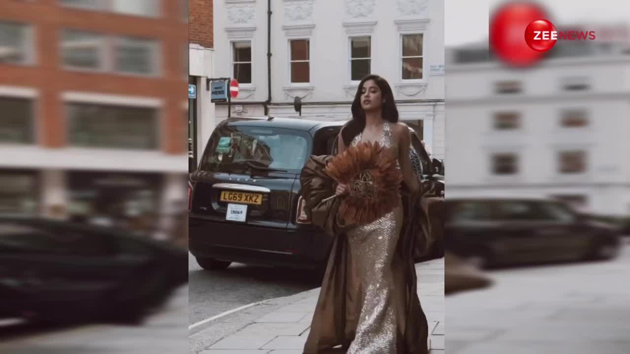 Janhvi Kapoor ने गोल्डन ड्रेस में करवाया सेक्सी फोटोशूट, वीडियो देख लोग बोले- Silly