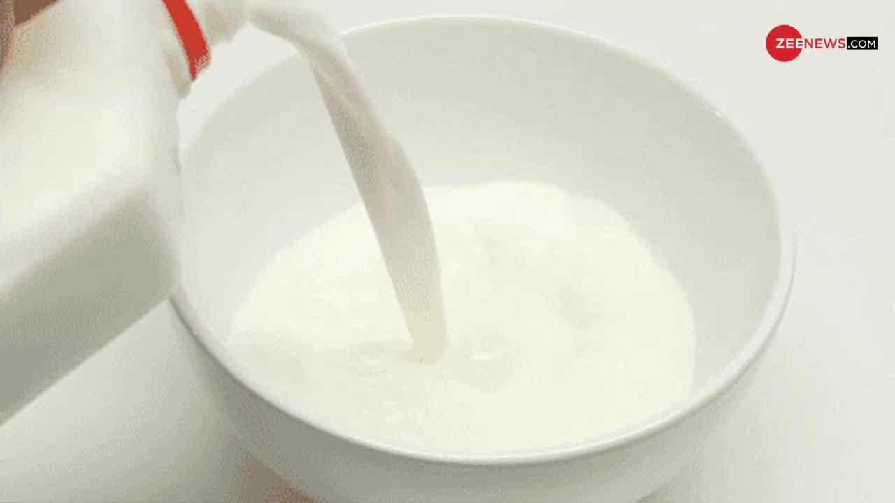 अगर आप भी जानना चाहते हैं कि आपके घर में आने वाला दूध शुद्ध है या मिलावटी तो Try करें ये ट्रिक्स