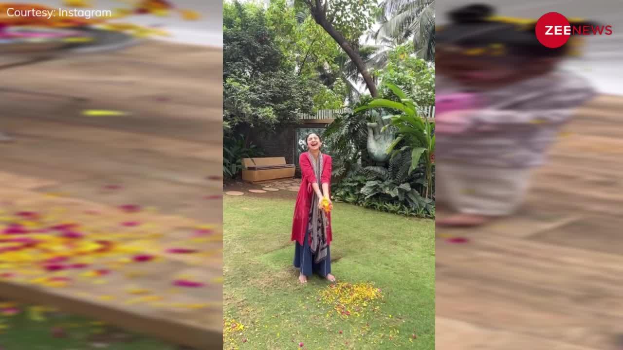 रंग बरसे गाने पर Shilpa Shetty ने लगाया ठुमका, जिसे देखकर फैंस ने भी दी खूब बधाई