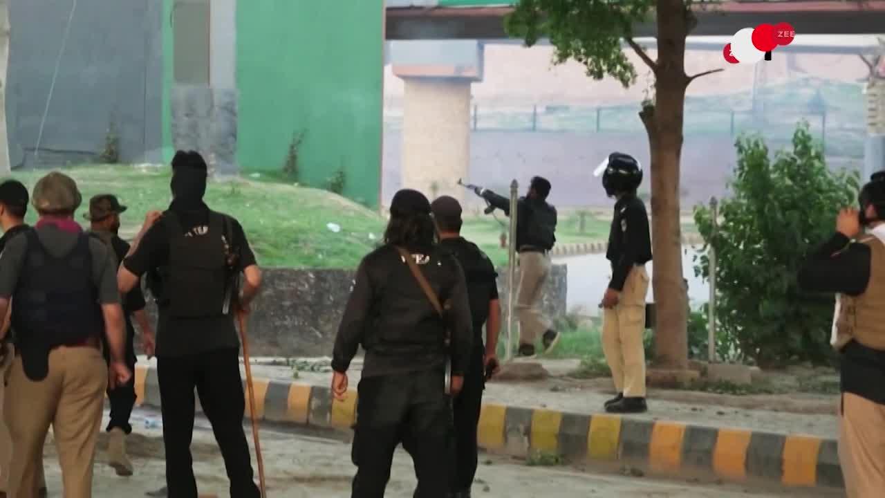 Pakistan में दंगों के बीच, सीमा की तरफ दौड़ी Indian Army !