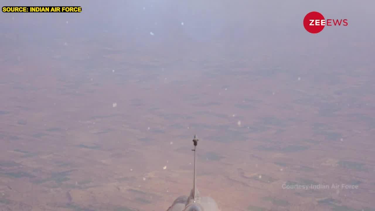 पहली बार देखिए Rafale लड़ाकू विमान को पलटी मारते, अंदर का वीडियो